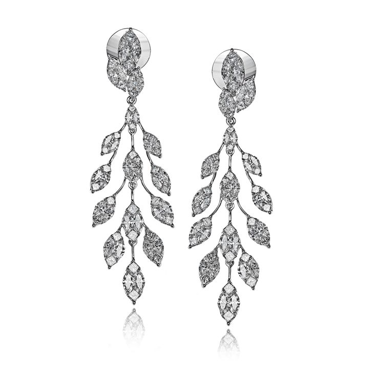 Серьги на прозрачном фоне