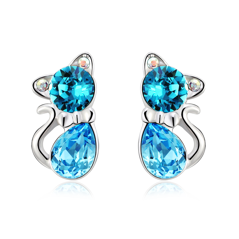 Бижутерия с голубыми камнями