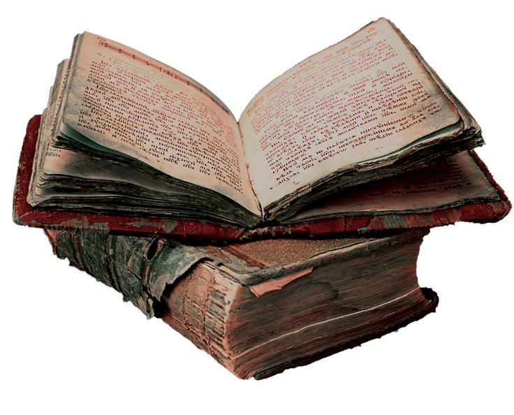 Старые книги на прозрачном фоне