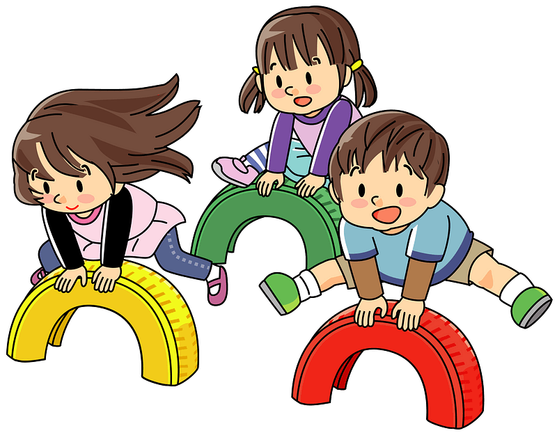 Играющие дети на прозрачном фоне