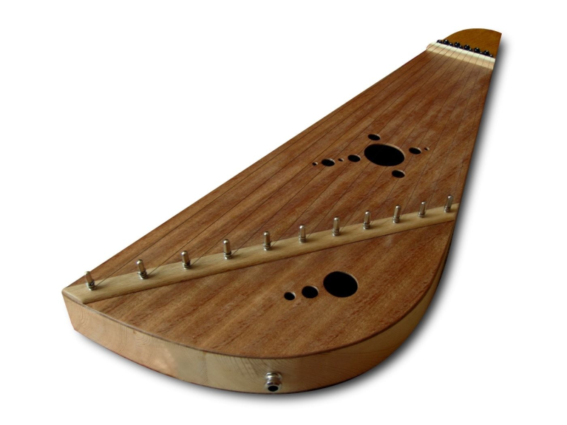 Гусли шлемовидные