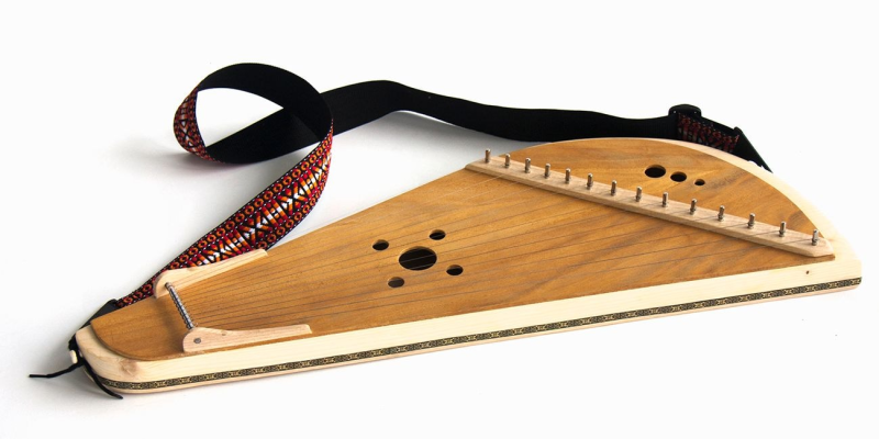 Гусли звончатые крыловидные