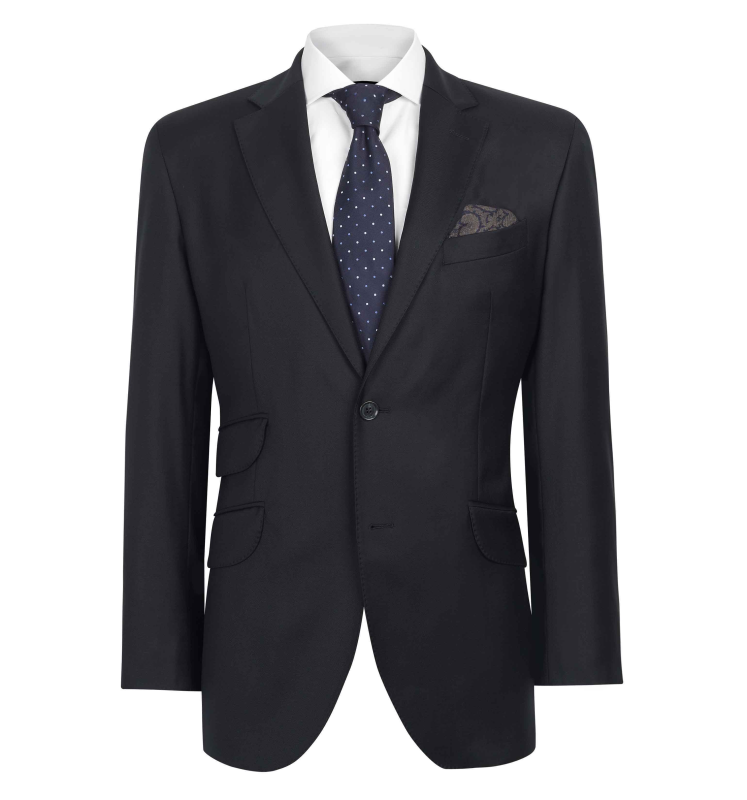 Черный костюм