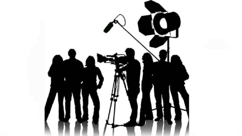 Силуэт группы людей