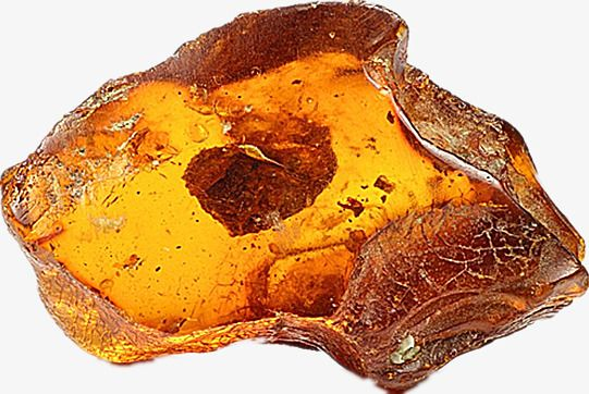 Янтарь на белом фоне