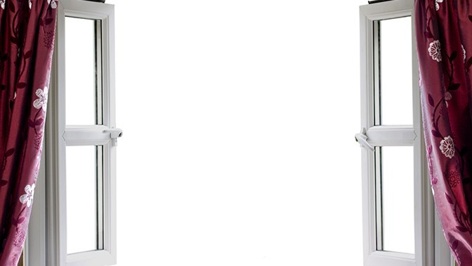 Пластиковое окно на прозрачном фоне
