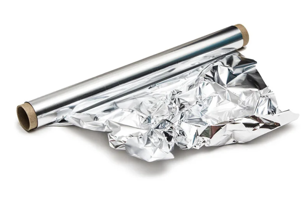 Смятая алюминиевая фольга