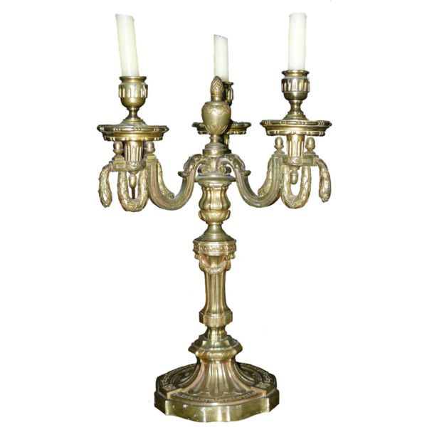 Старинные золотые подсвечники