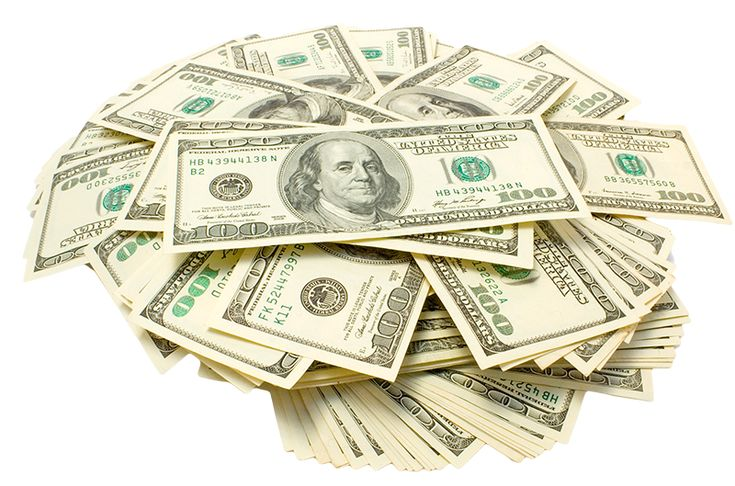 Деньги на белом фоне