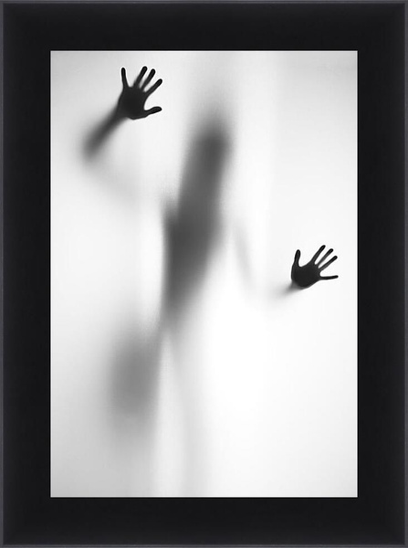 Человек за стеклом