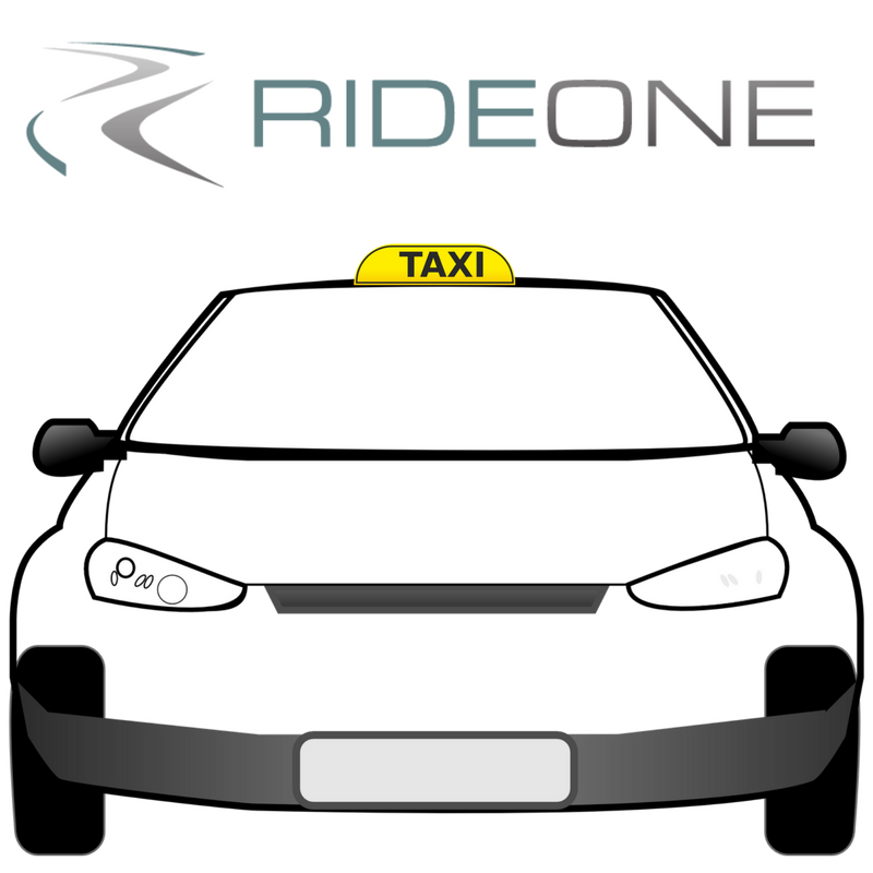 Автомобиль вид спереди