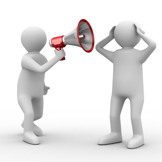 Белый человечек с рупором