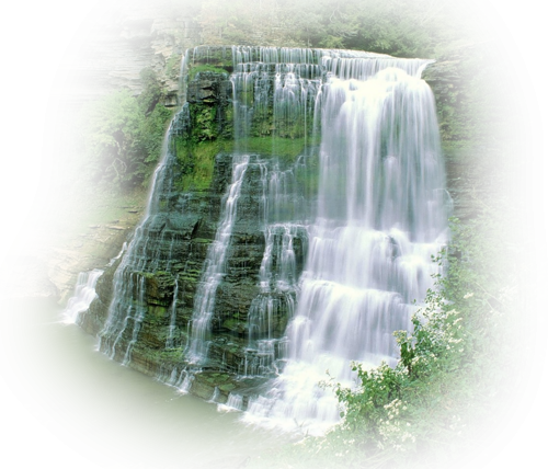 Водопад на белом фоне