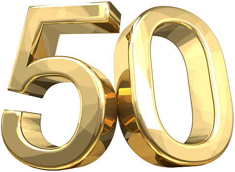 Золотые цифры 50 на прозрачном фоне