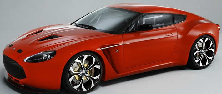 Автомобиль красный