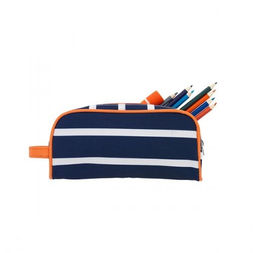 Пенал для детей на прозрачном фоне