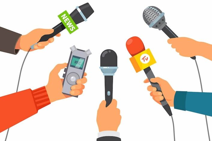 Микрофон журналиста