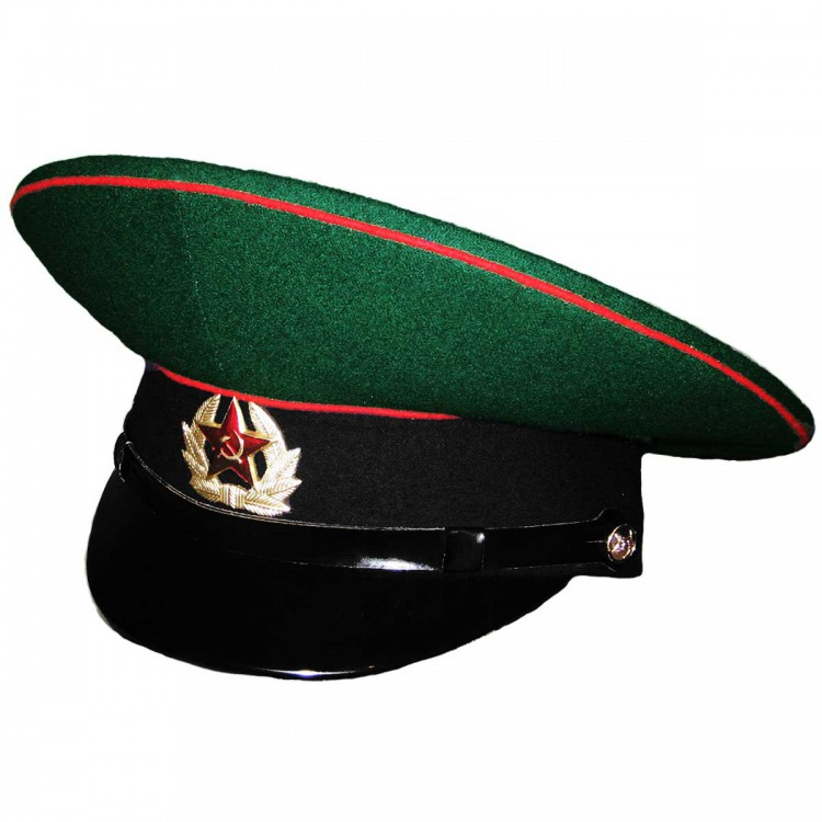 Солдатская фуражка Советской армии пограничников