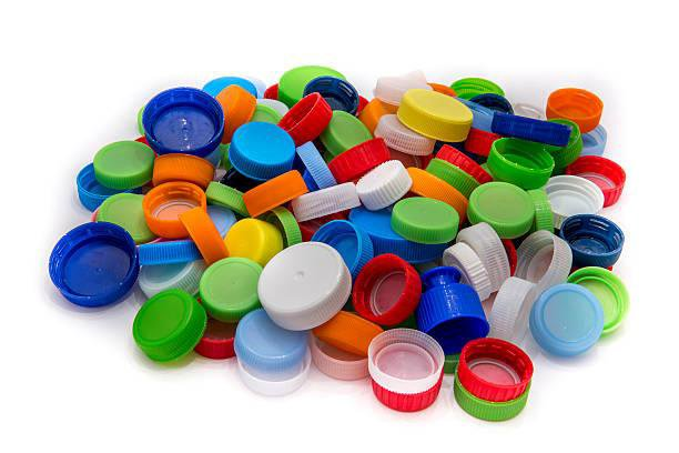 Крышки от пластиковых бутылок