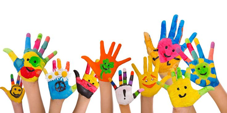 Разноцветные детские ладошки