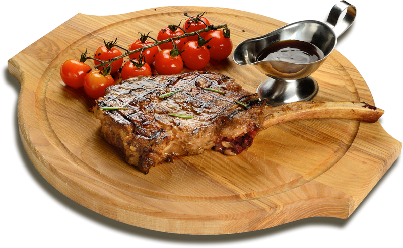 Стейк на белом фоне