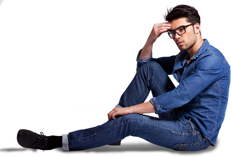 Мужчина модель в джинсах