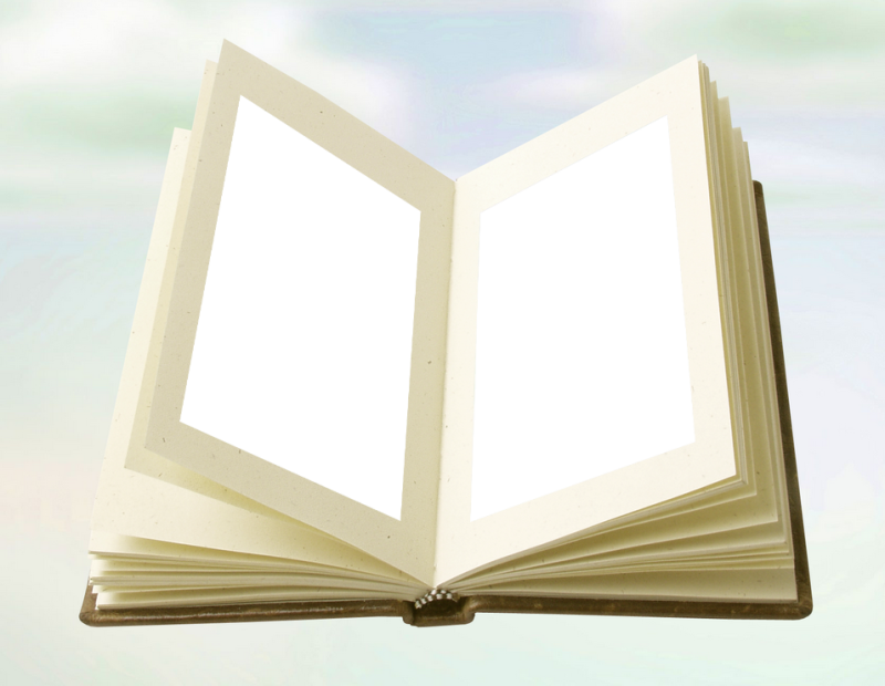 Раскрытый фотоальбом