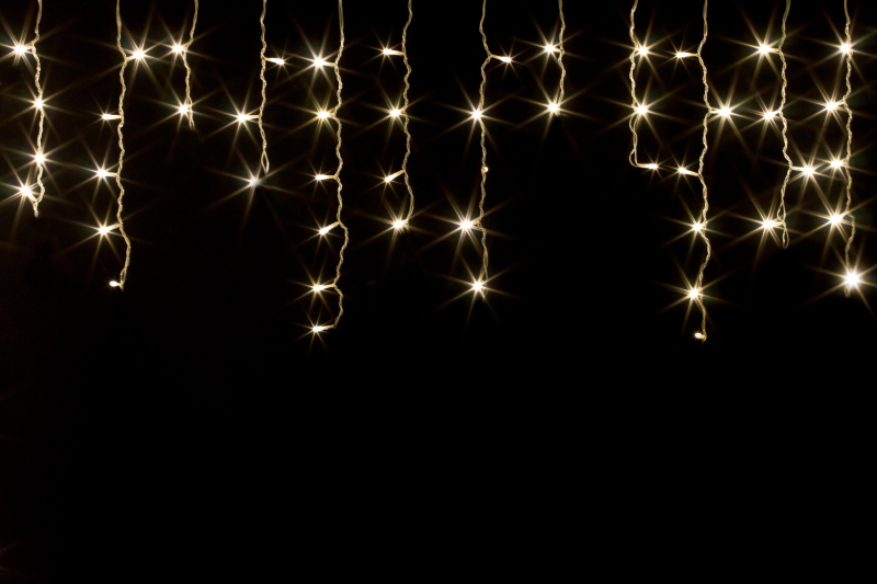 Гирлянда бахрома ш-3м. В-0.6М белый 1080174