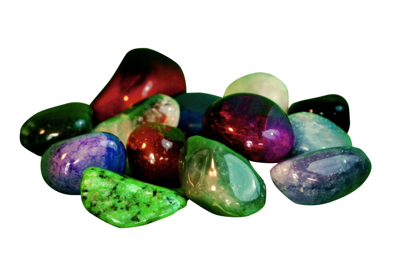 Камень на белом фоне