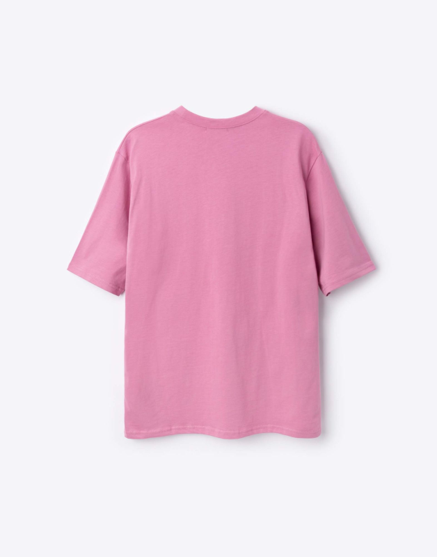 Розовая футболка оверсайз женская