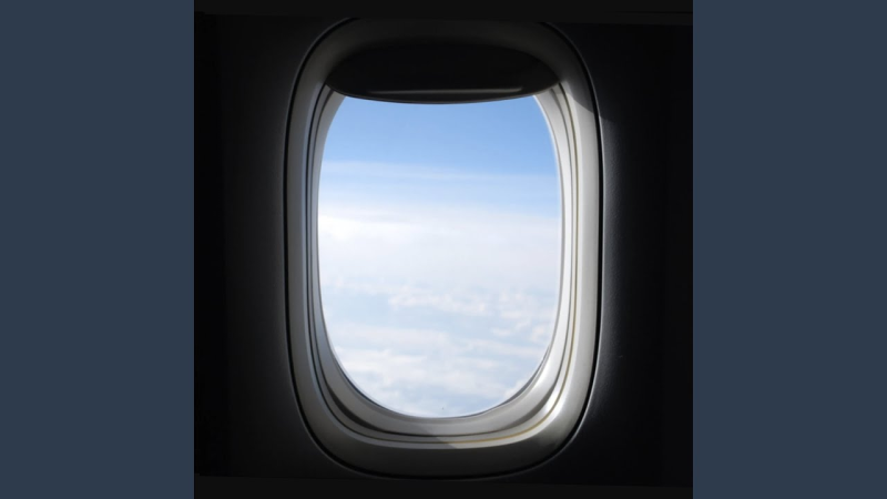 Окно самолета