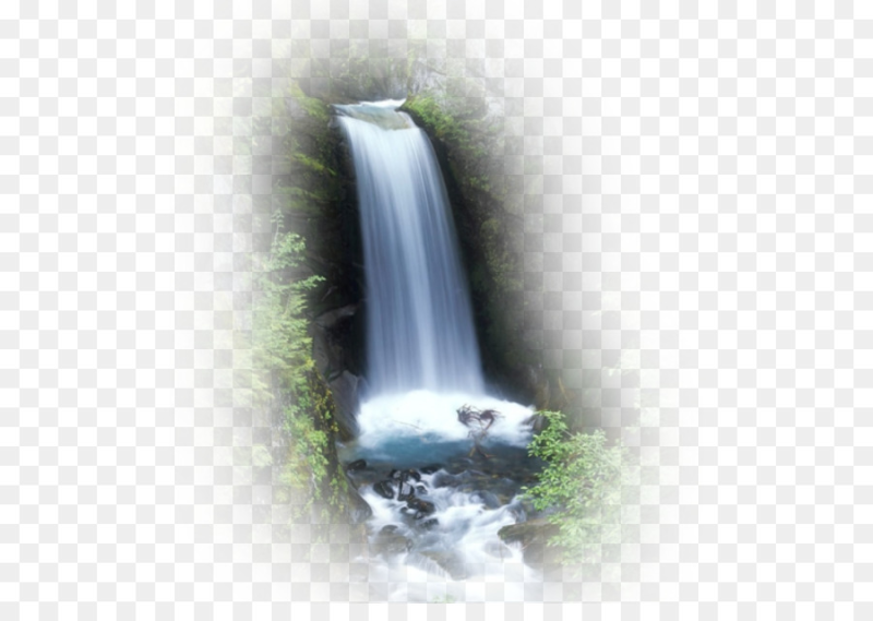Водопад на белом фоне