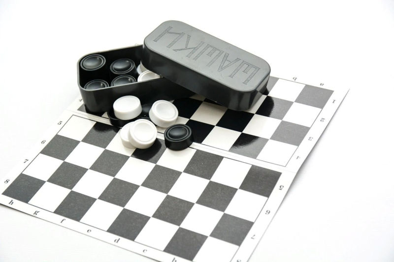 Шашки игра шашки