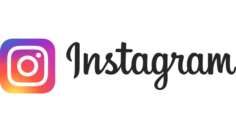 Instagram на белом фоне