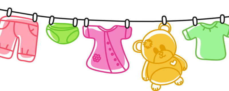 Детская одежда на веревке