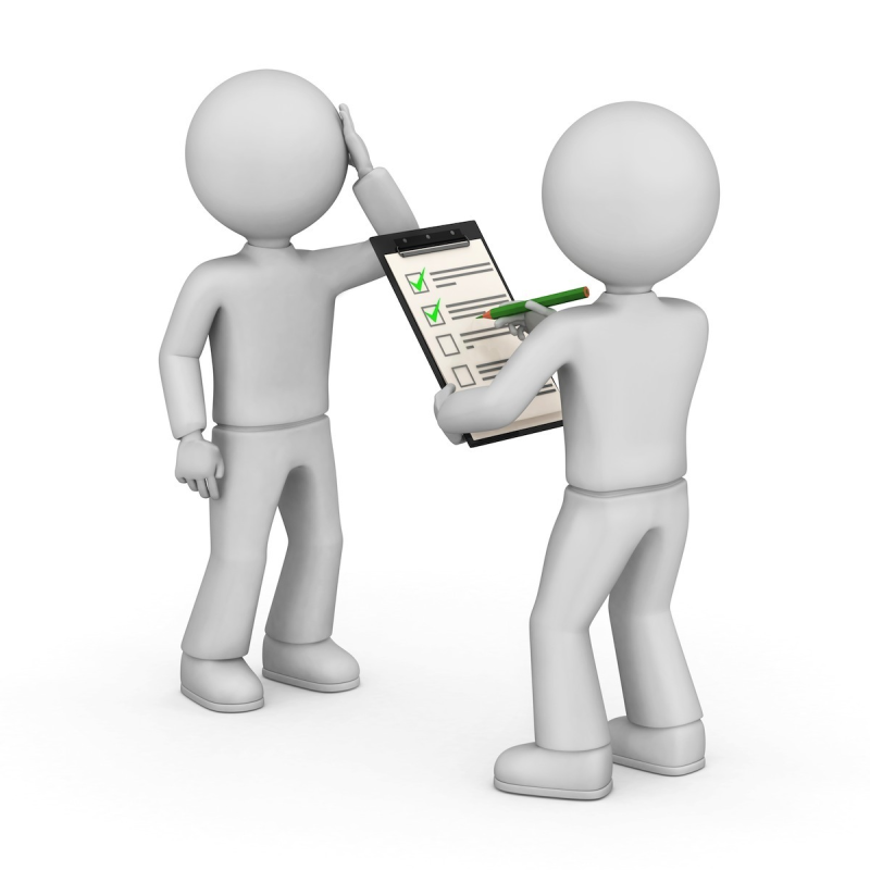 Человечек с анкетой