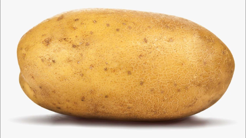 1 Картошка на белом фоне