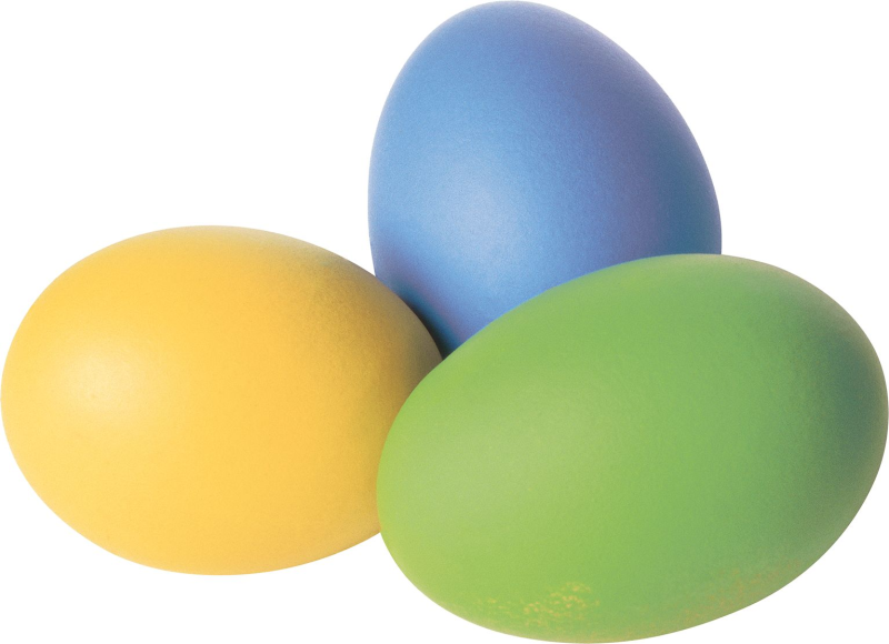 Пасхальные яйца на белом фоне