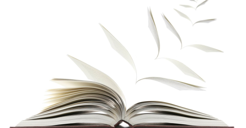 Книга на прозрачном фоне