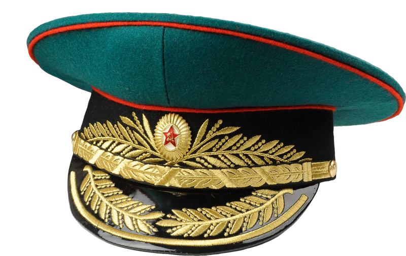 Фуражка полковника Советской армии парадная