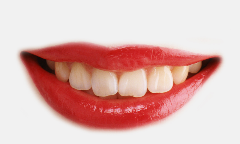 Улыбка на белом фоне