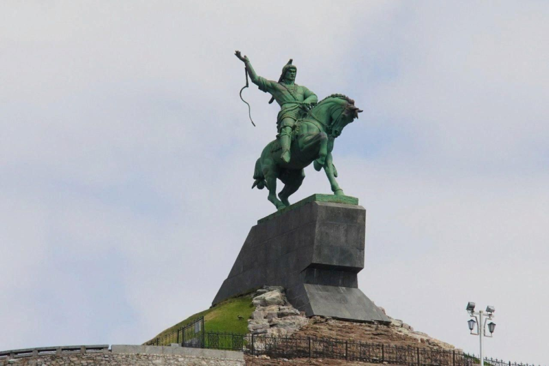 Башкирия памятник Салавату Юлаеву